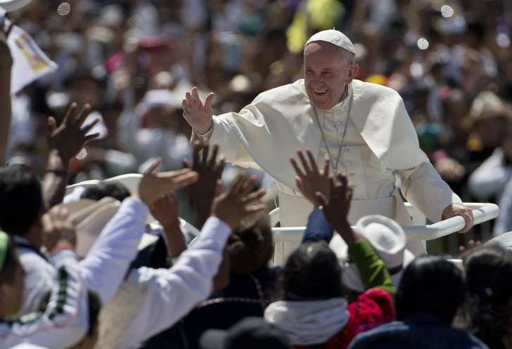 Papa pede perdão aos indígenas pelo abuso contra terras e cultura