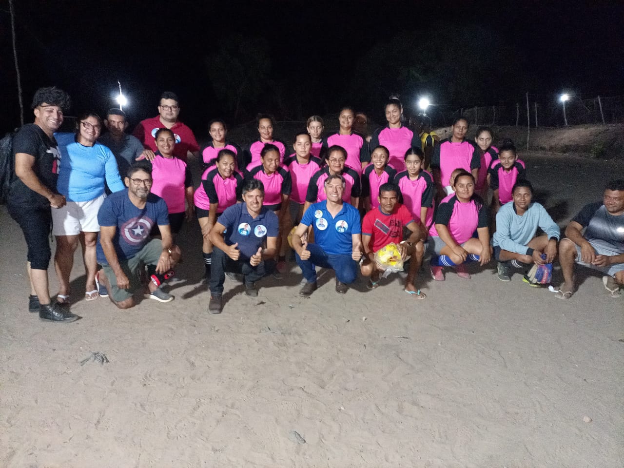 Time feminino do Povoado Taboquinha foi contemplado com materiais esportivos