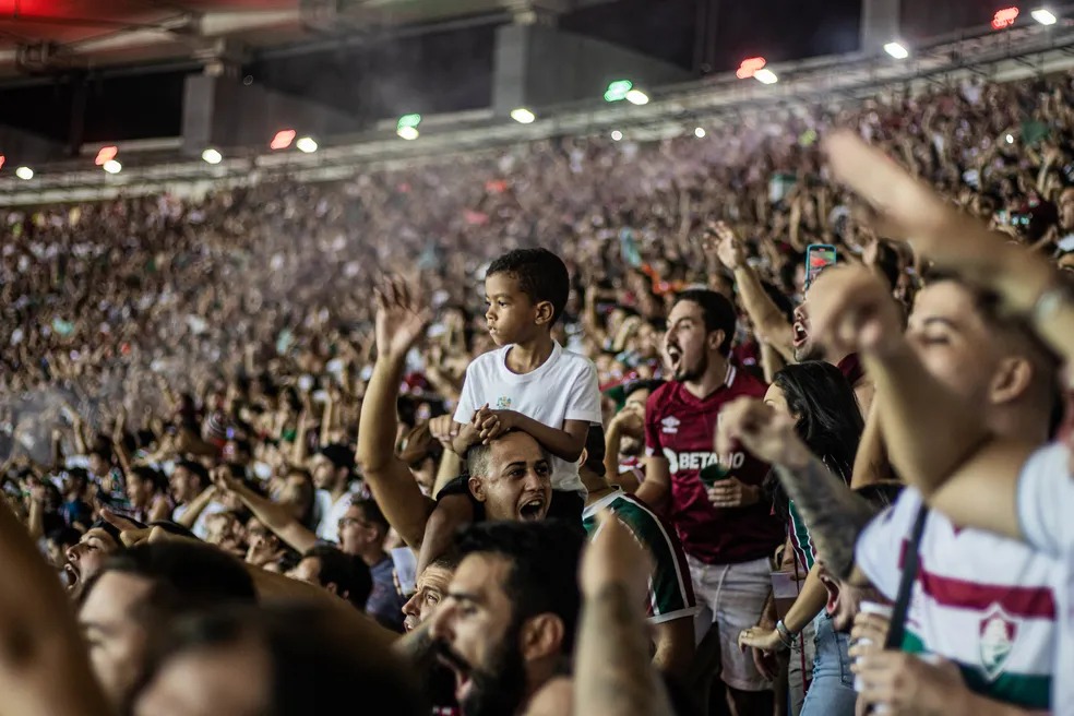 Fluminense é punido pela Conmebol por uso de sinalizadores na Libertadores