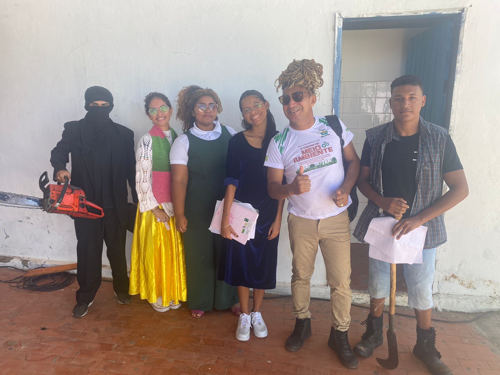 CIA de Teatro os Desfraldadores participa da V Semana de Meio Ambiente