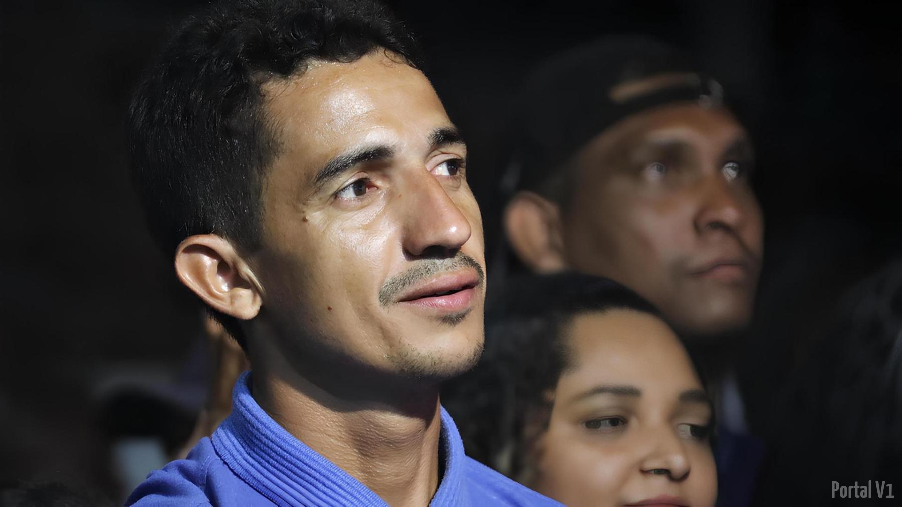 Amigos prestigiam o candidato Leilivan Martins na inauguração do comitê da coligação União, Trabalho e Progresso de Marcelo Costa