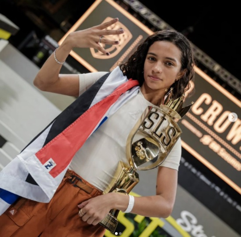 Rayssa Leal conquista o tetracampeonato na liga mundial de skate