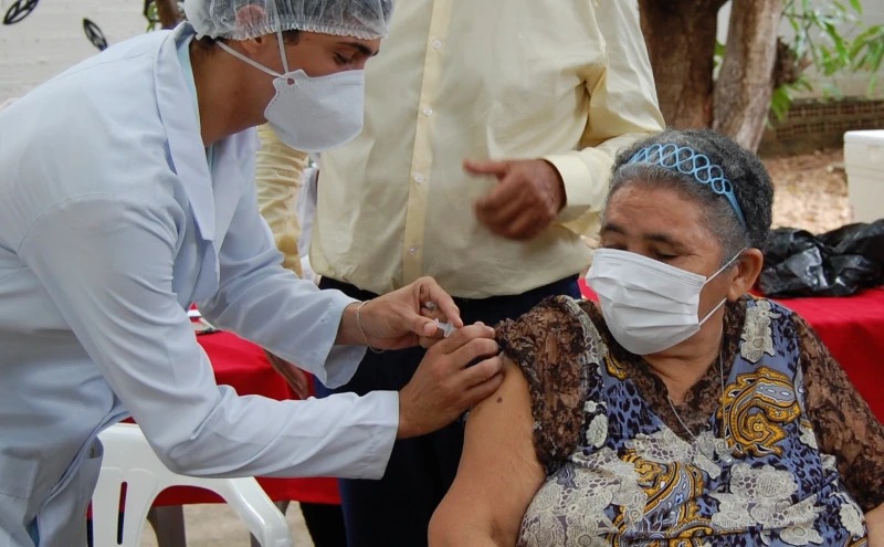 Cerca de 51% do público prioritário ainda não se vacinou contra a influenza no Piauí