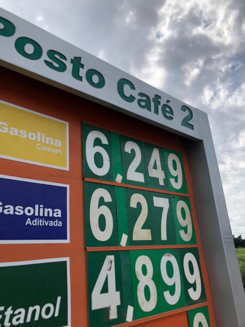 Preço do litro da gasolina chega a R$ 6,27 em postos de combustíveis no Piauí