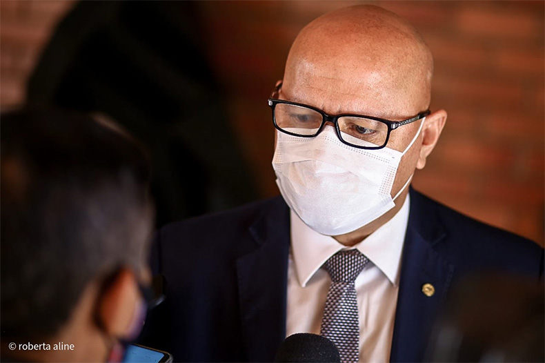 Alepi aprova PL que prioriza vacinação de profissionais da rede bancária e casas lotéricas