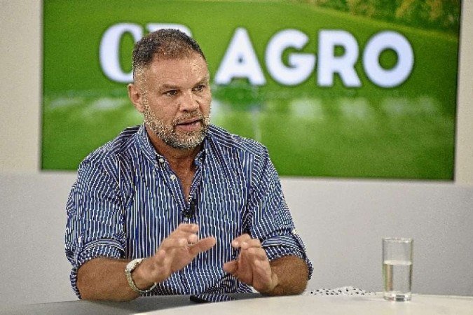 Preço da gasolina deve subir ainda mais, afirma sindicalista