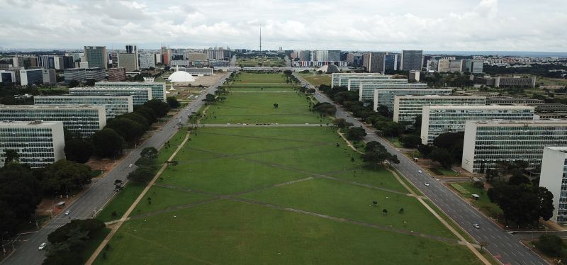 Pela nova projeção do governo para o INPC, salário mínimo deverá subir para R$ 1.210