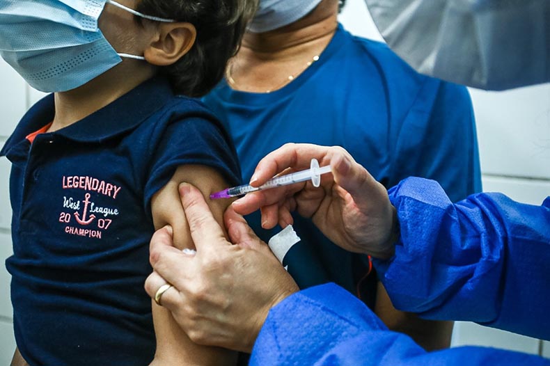 Falta de doses impede início da vacinação contra a covid em crianças 3 a 4 anos no Piauí