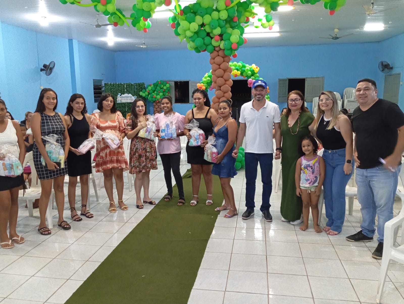 Prefeito Marcelo Costa participa da semana do bebê em Valença