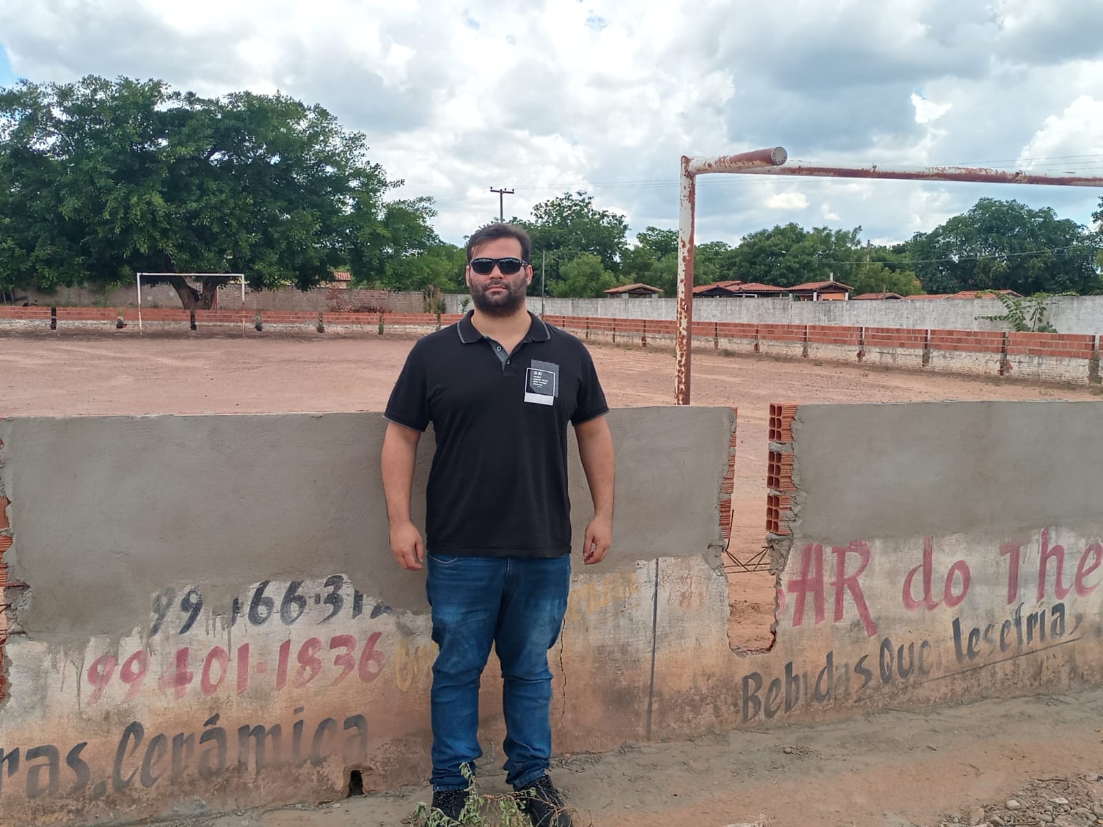 Prefeitura de Valença reforma o Campo de Futebol do Povoado Fumal