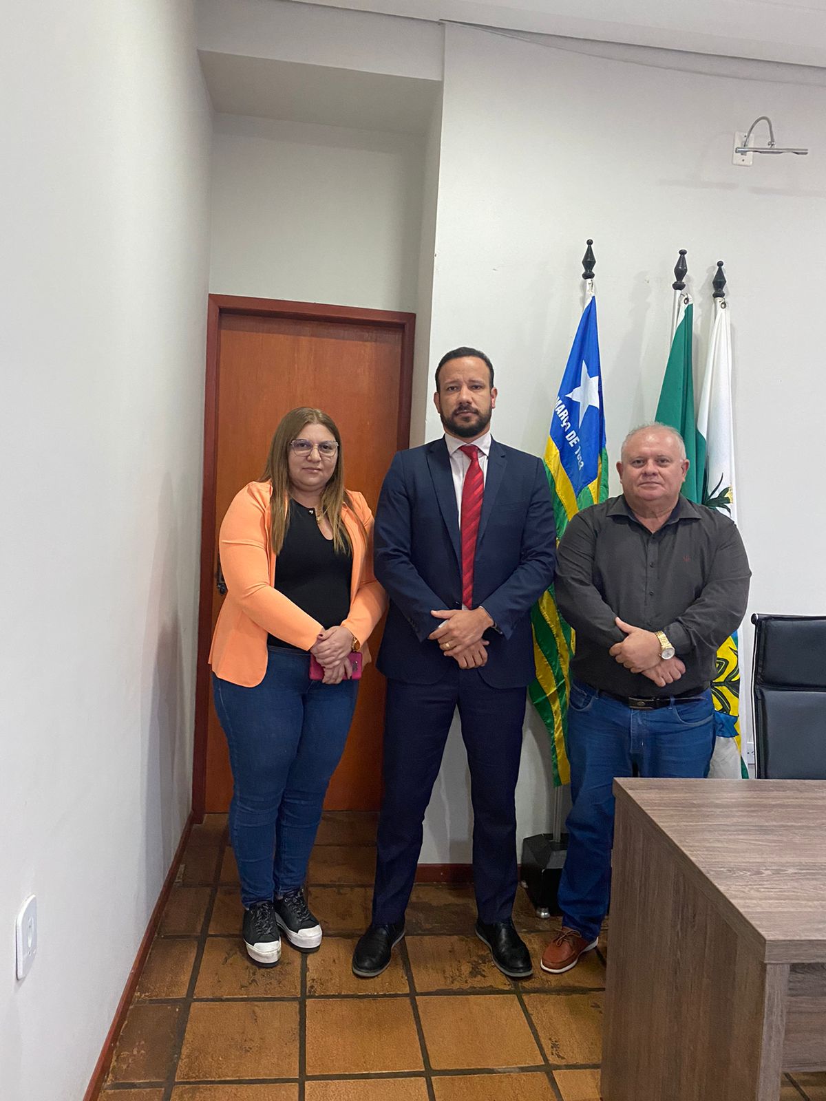Autoridades discutem possibilidades e normas de funcionamento e regularização dos Paredões em Valença