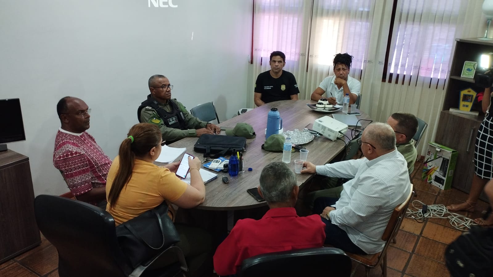 Autoridades de Valença se reúnem para discutir segurança e organização do Carnaval 2024