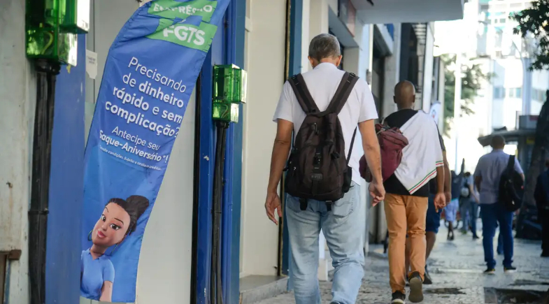 62 milhões de brasileiros estão devendo e não sabem; descubra se você é um deles!